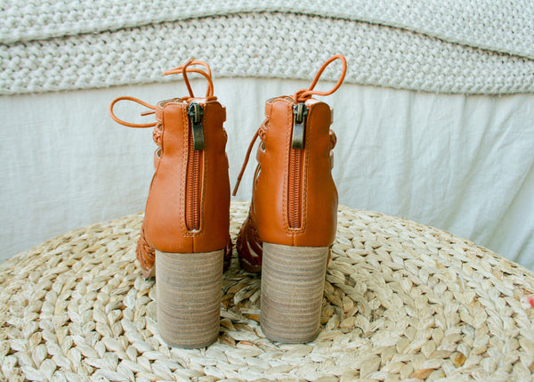 PORTIA HEEL